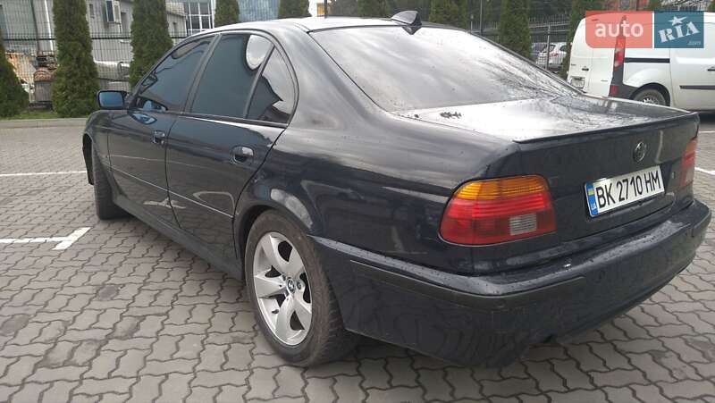 Седан BMW 5 Series 2001 в Луцке