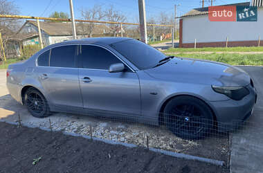 Седан BMW 5 Series 2005 в 