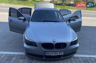 Седан BMW 5 Series 2005 в 