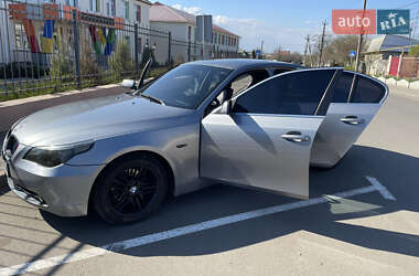 Седан BMW 5 Series 2005 в 