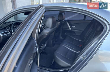 Седан BMW 5 Series 2005 в 