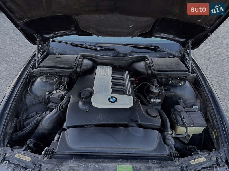 Седан BMW 5 Series 2001 в Ровно