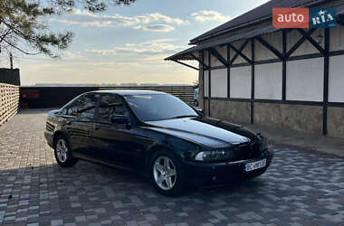 Седан BMW 5 Series 2001 в 
