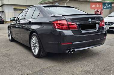 Седан BMW 5 Series 2012 в 