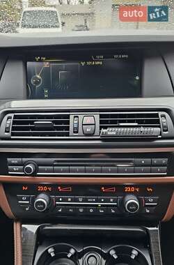 Седан BMW 5 Series 2012 в 