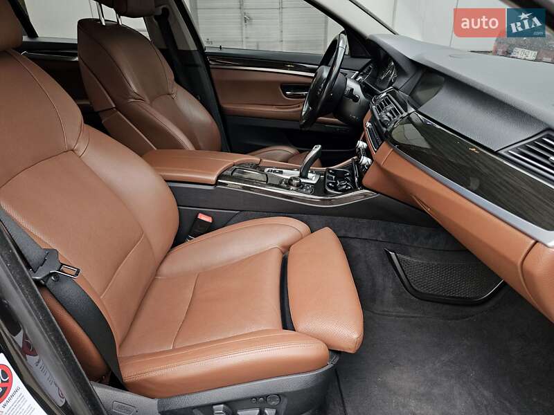 Седан BMW 5 Series 2012 в Одессе