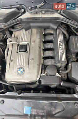 Седан BMW 5 Series 2005 в 