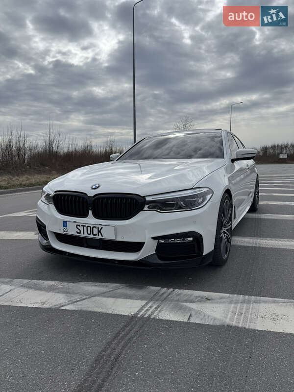 Седан BMW 5 Series 2017 в 