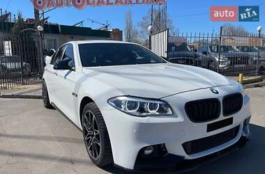 Седан BMW 5 Series 2012 в 