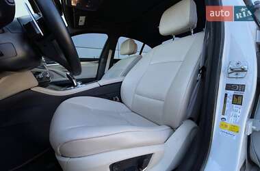 Седан BMW 5 Series 2012 в 