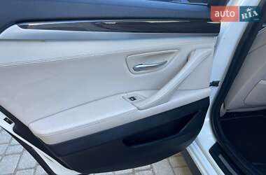 Седан BMW 5 Series 2012 в 