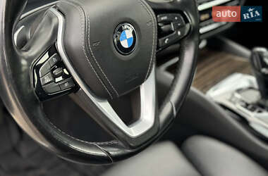 Седан BMW 5 Series 2018 в 