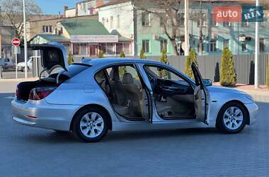 Седан BMW 5 Series 2005 в 