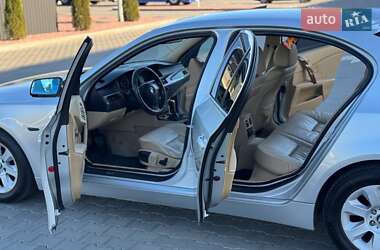 Седан BMW 5 Series 2005 в 