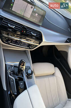 Седан BMW 5 Series 2017 в 