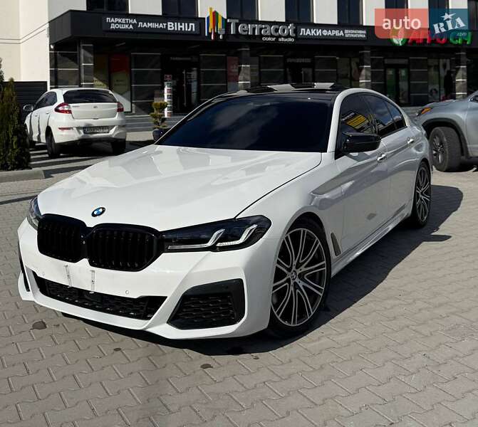 Седан BMW 5 Series 2017 в 