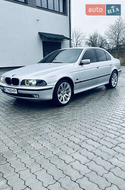 Седан BMW 5 Series 2000 в 