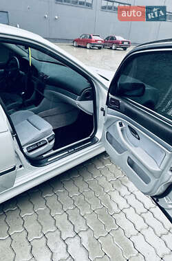 Седан BMW 5 Series 2000 в 
