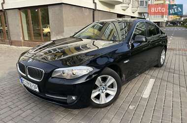 Седан BMW 5 Series 2013 в 
