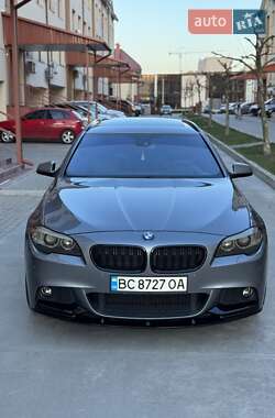 Универсал BMW 5 Series 2012 в 