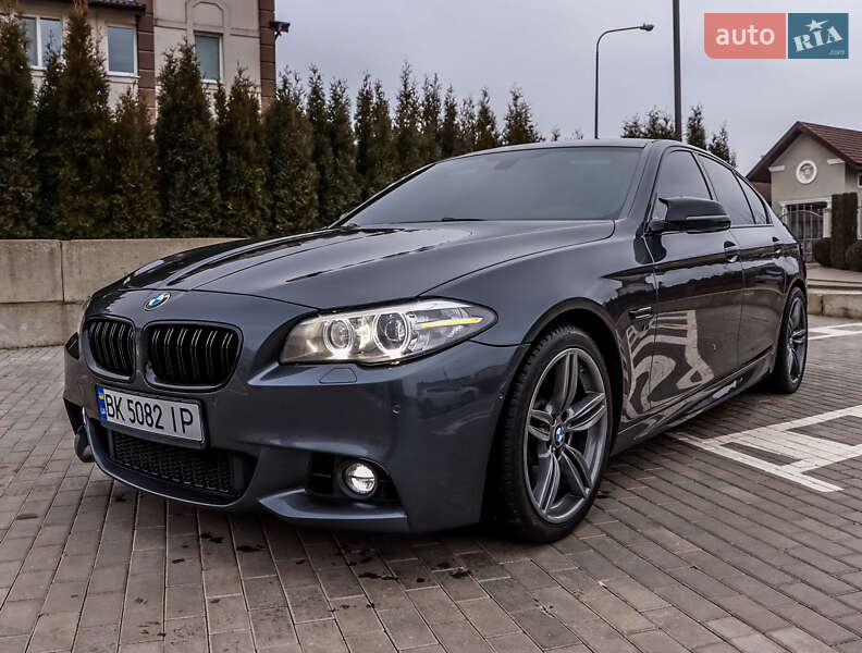 Седан BMW 5 Series 2015 в 