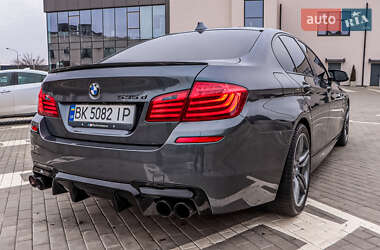 Седан BMW 5 Series 2015 в 