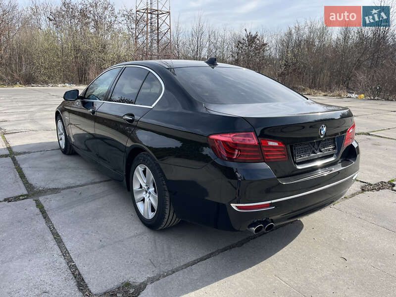 Седан BMW 5 Series 2013 в Черновцах
