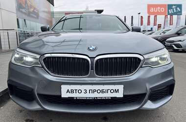 Седан BMW 5 Series 2019 в 