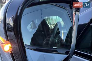 Седан BMW 5 Series 2019 в 