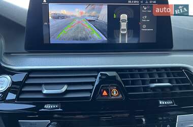Седан BMW 5 Series 2019 в 