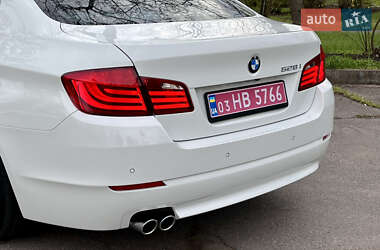 Седан BMW 5 Series 2012 в 