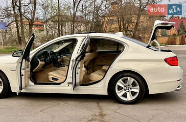 Седан BMW 5 Series 2012 в 