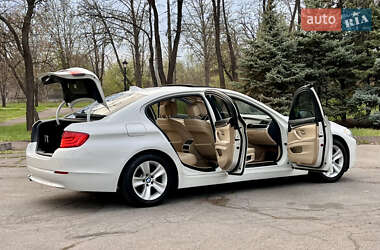 Седан BMW 5 Series 2012 в 