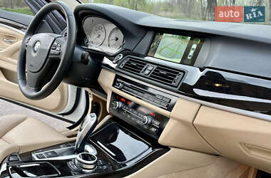 Седан BMW 5 Series 2012 в 