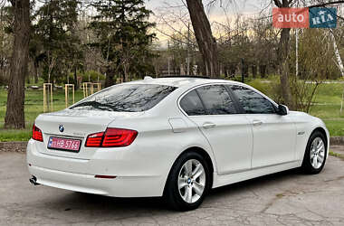 Седан BMW 5 Series 2012 в 