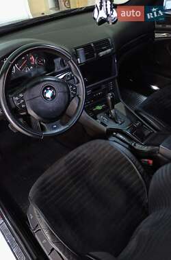 Седан BMW 5 Series 1999 в 