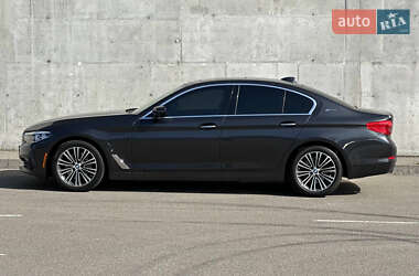 Седан BMW 5 Series 2018 в 