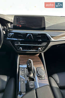 Седан BMW 5 Series 2018 в 
