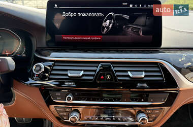 Седан BMW 5 Series 2021 в 