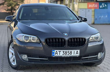 Седан BMW 5 Series 2010 в 