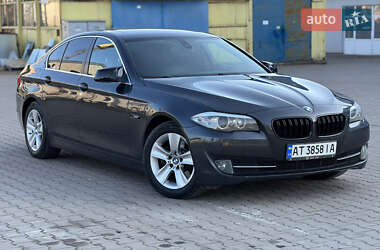 Седан BMW 5 Series 2010 в 