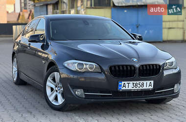 Седан BMW 5 Series 2010 в 