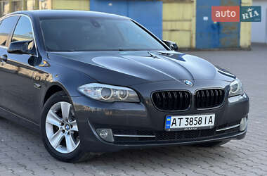 Седан BMW 5 Series 2010 в 
