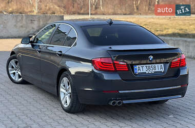 Седан BMW 5 Series 2010 в 