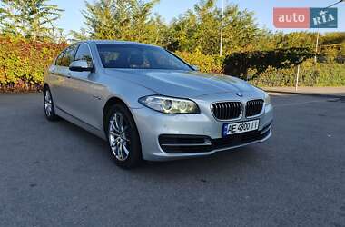 Седан BMW 5 Series 2013 в 
