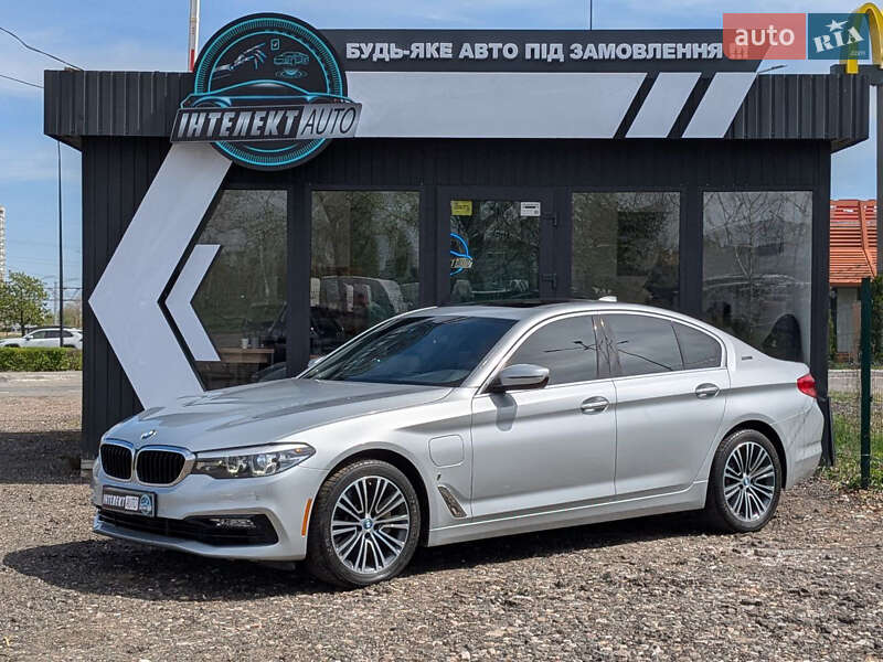 Седан BMW 5 Series 2018 в 
