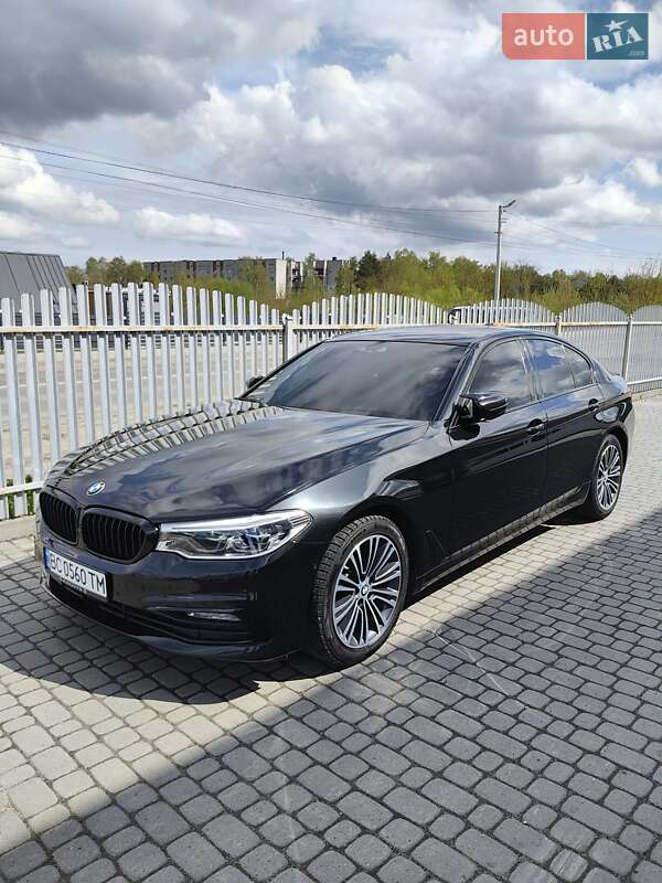 Седан BMW 5 Series 2017 в 