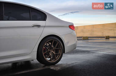 Седан BMW 5 Series 2017 в 