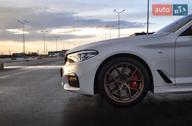 Седан BMW 5 Series 2017 в 
