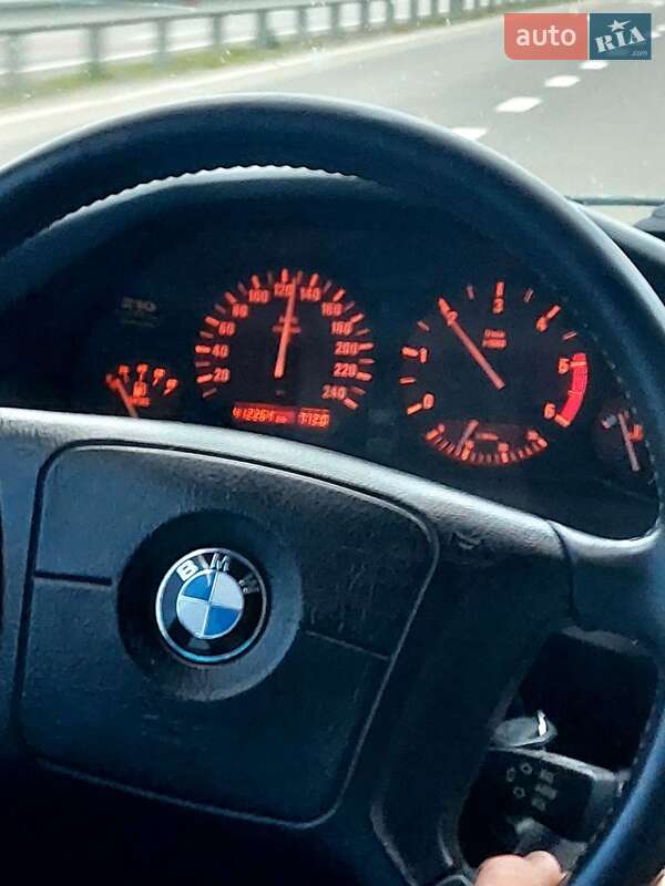 Универсал BMW 5 Series 1995 в Варве